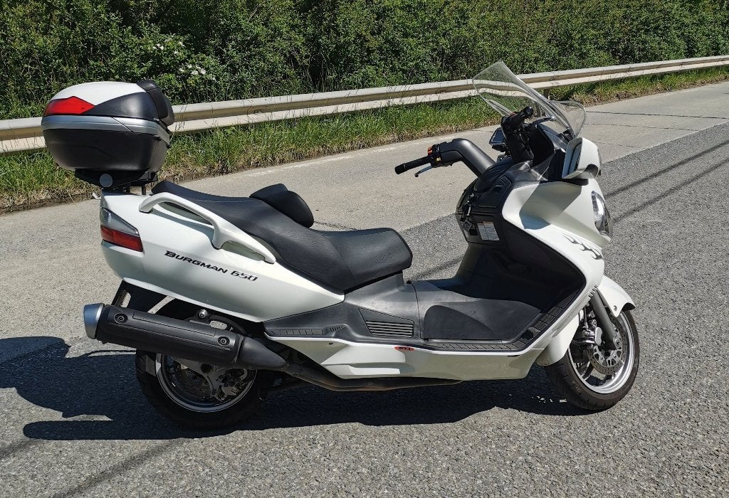 SUZUKI BURGMAN 650 - 2011, Motos, Scooter, Occasion, Plus de 35 kW, Permis Moto A1 minimum