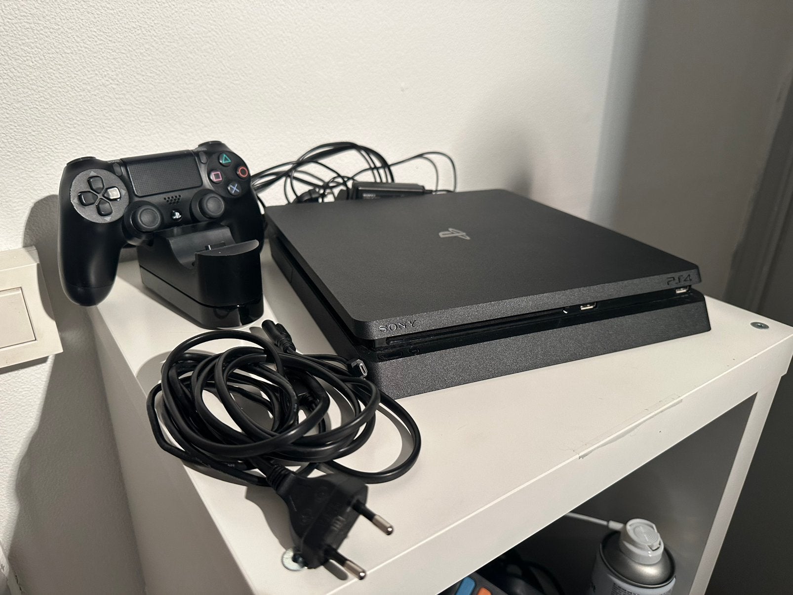 Playstation 4 slim 1Tb, Consoles de jeu & Jeux vidéo, Enlèvement, Comme neuf