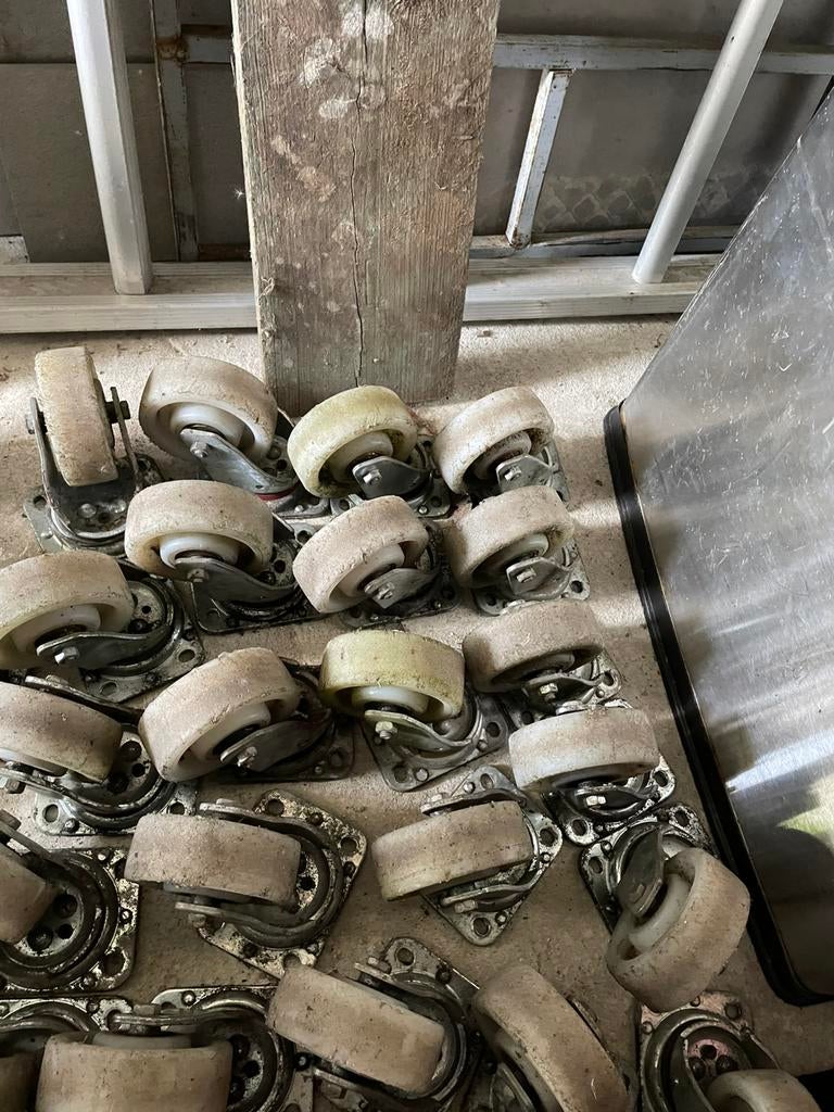 Wieletjes voor kar, Doe-het-zelf en Bouw, Ophalen, Zo goed als nieuw