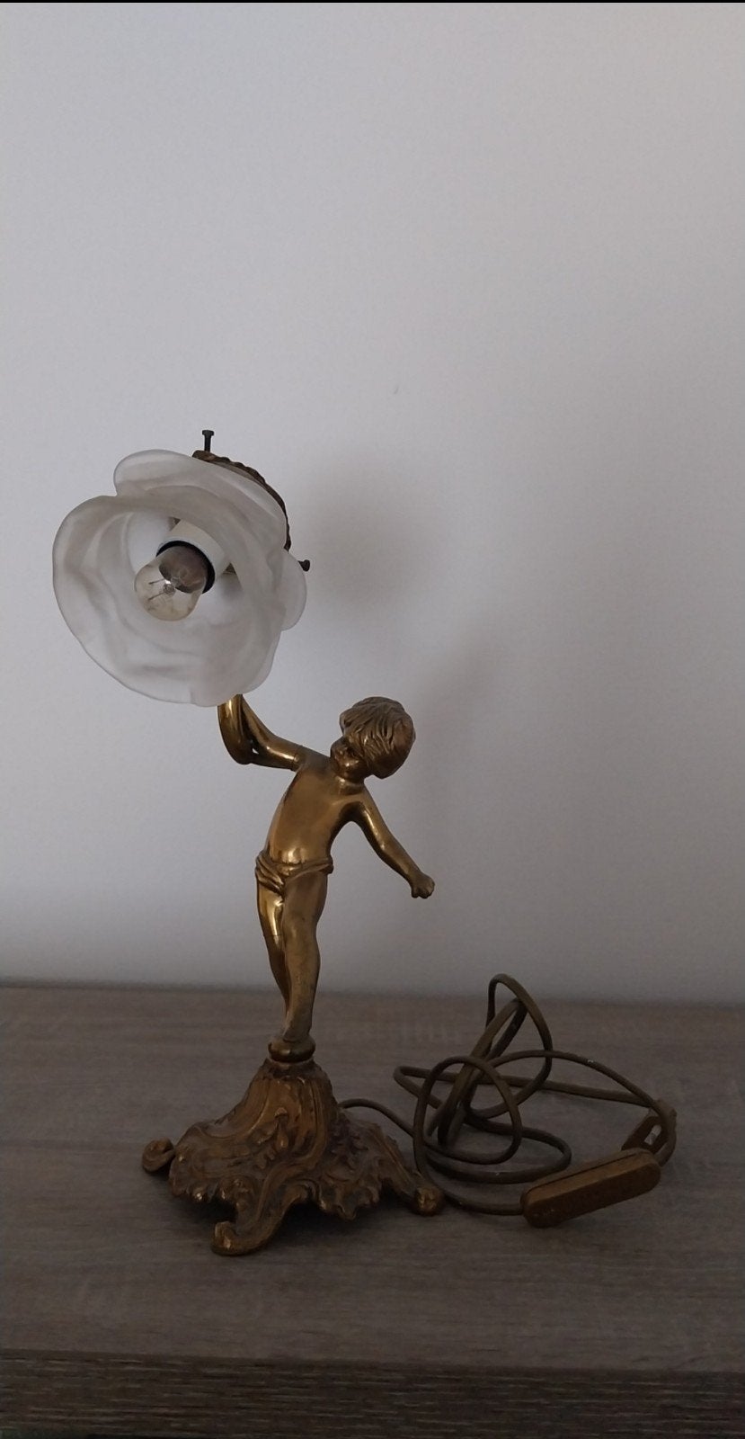 lampe tulipe vintage signée Mathieu, Doré, Vintage, Enlèvement ou Envoi, Lampe de bureau