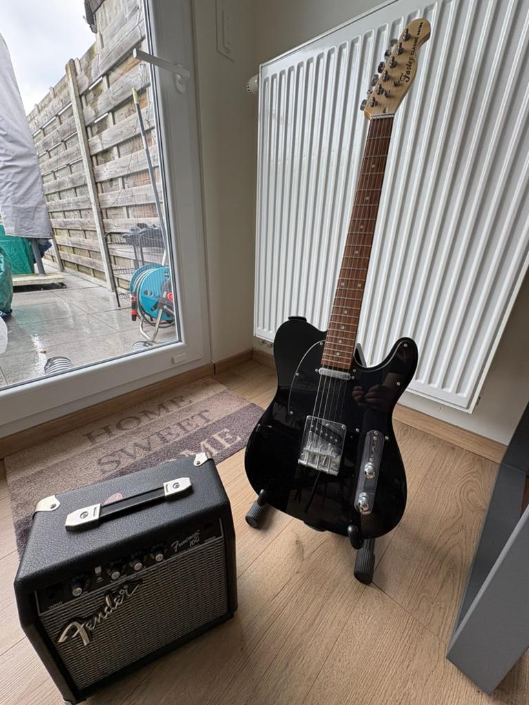 Rechtshandige elektrische gitaar Fazley Classic Series, Musique & Instruments, Instruments à corde | Guitares | Électriques, Autres marques