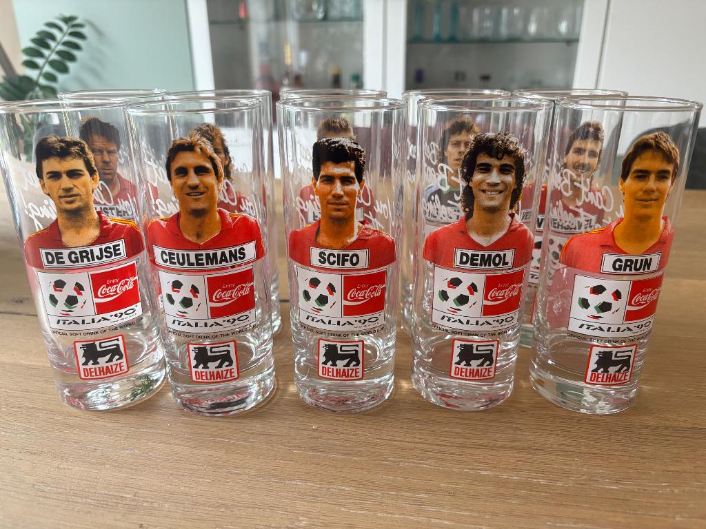 10 Coca Cola wk 90 Italië rode Duivels, Verzamelen, Ophalen of Verzenden, Gebruikt, Gebruiksvoorwerp