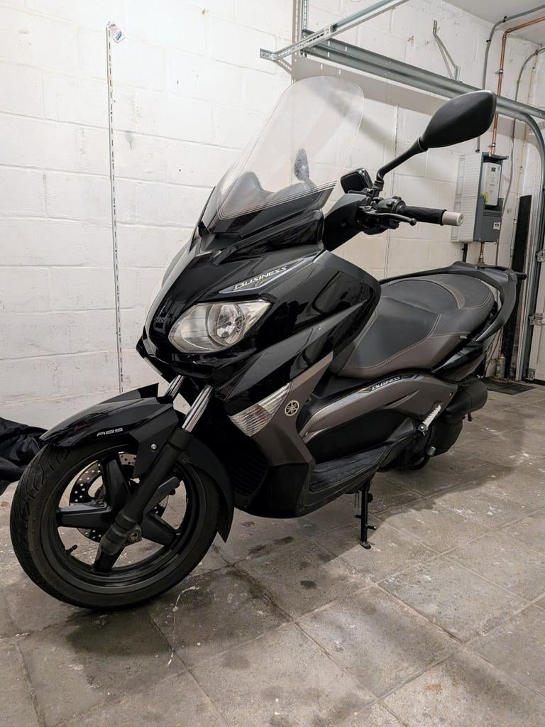 YAMAHA XMAX 125 BUSINESS – 6 000 KM, Fietsen en Brommers, Scooters | Yamaha