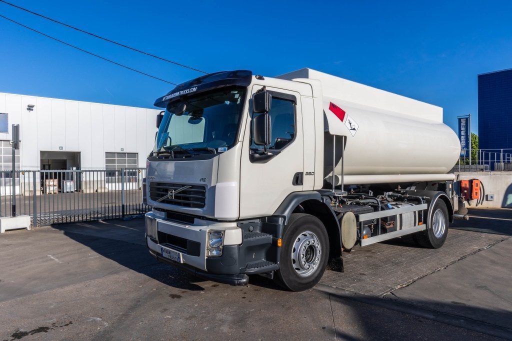 Volvo FE 260 +ALU CACIDEP 13.500L+4COMP, Euro 5, Achat, Entreprise, 260 ch