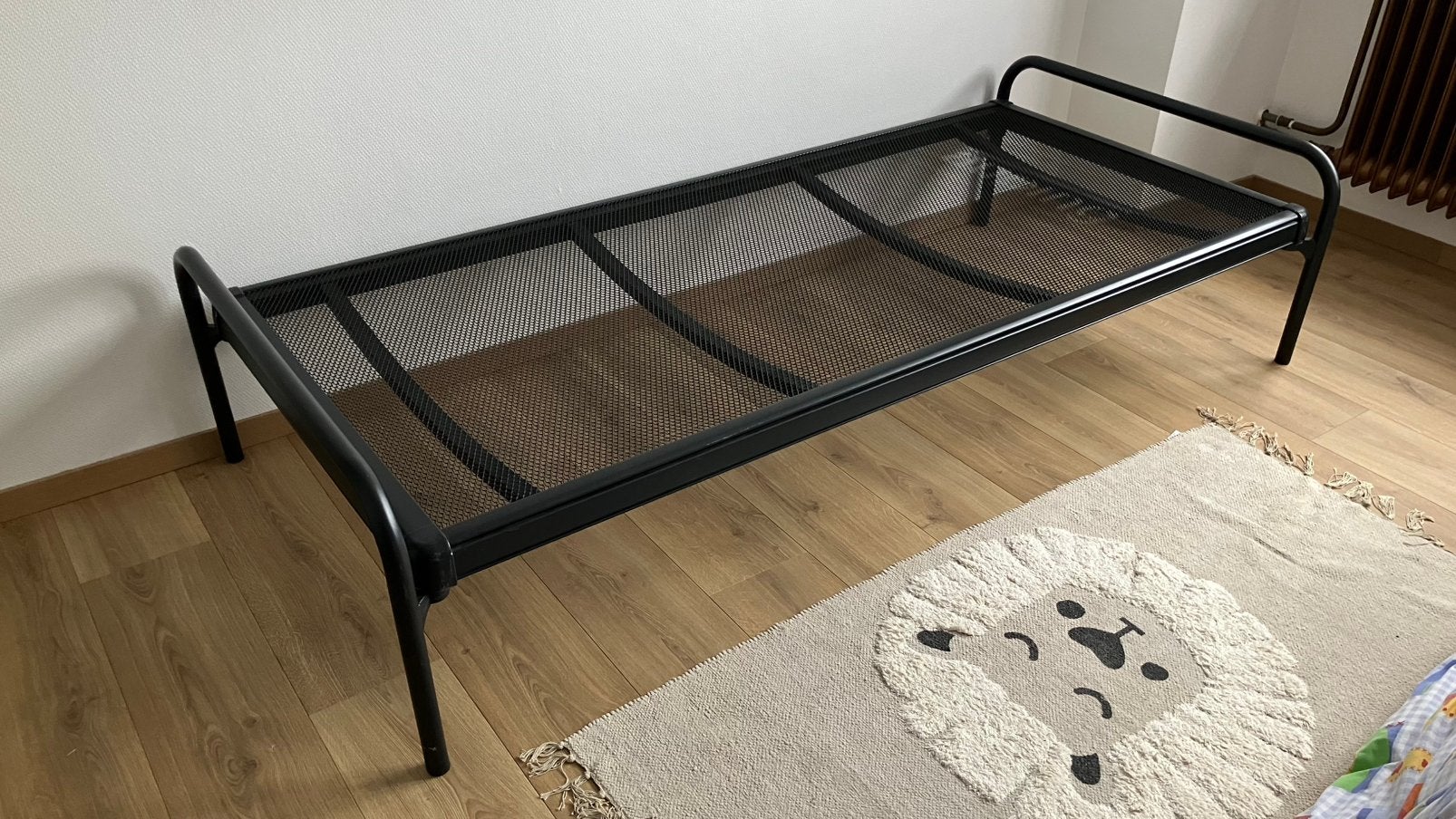 Auping éénpersoonbed, Maison & Meubles, Chambre à coucher | Lits, Comme neuf, Une personne, 90 cm, 200 cm, Métal, Noir, Enlèvement