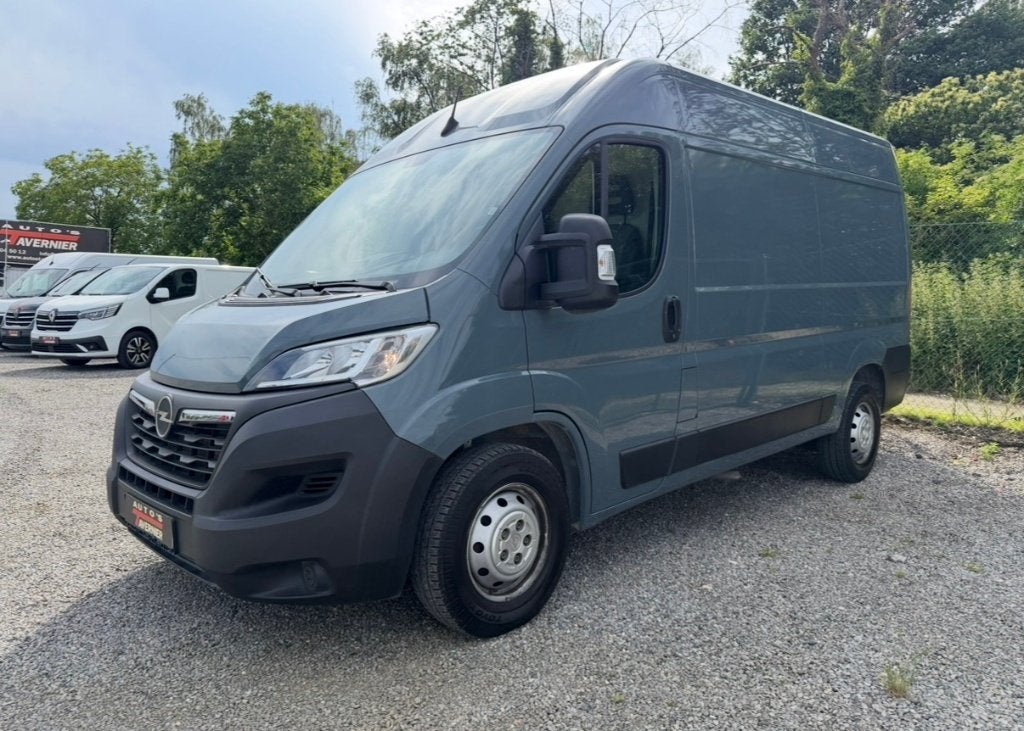 Opel Movano 2.2 // L2 H2 // 165 Pk // GPS // Camera, Auto's, Voorwielaandrijving, Stof, 3000 kg, Bedrijf