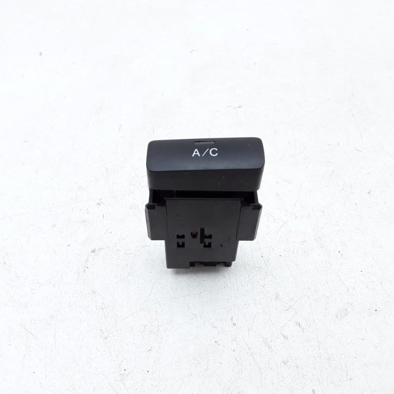 AIRCO SCHAKELAAR Toyota Corolla (E12) (11-2001/03-2007), Auto-onderdelen, Gebruikt, Toyota