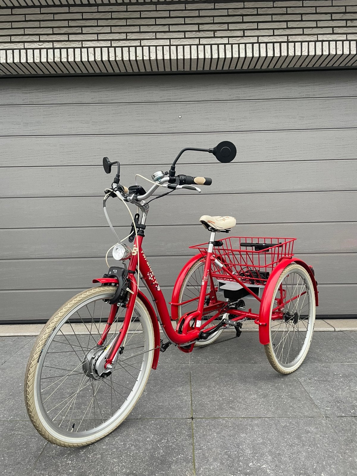 Tri-Bike elektrische driewieler ondersteuning, nieuwstaat, Ophalen of Verzenden, Zo goed als nieuw