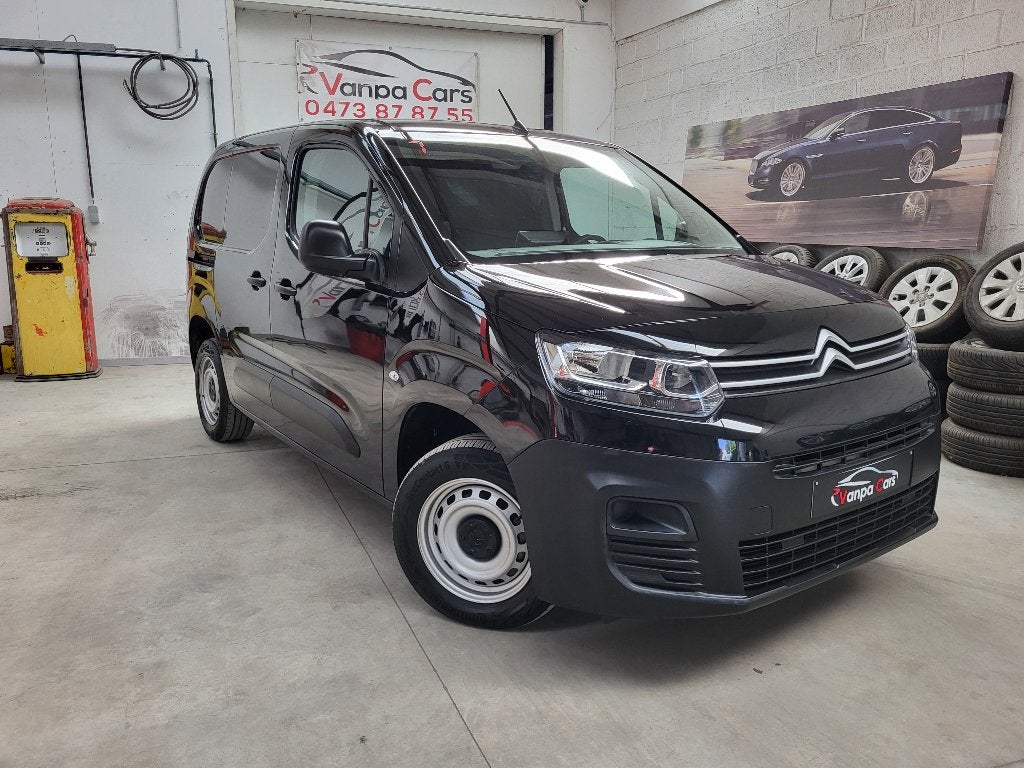 9. Citroën Berlingo – Navi, CarPlay, Airco, 3 Zitplaatsen, Auto's, Bestelwagens en Lichte vracht, Stof, 4 cilinders, Citroën, 109 g/km