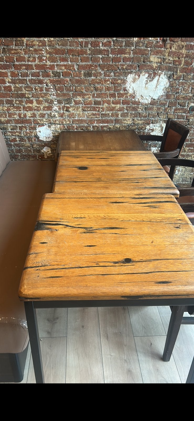 Rond 15 stuk stoelen en 10 tafes, Huis en Inrichting, Ophalen of Verzenden, Zo goed als nieuw, Rond
