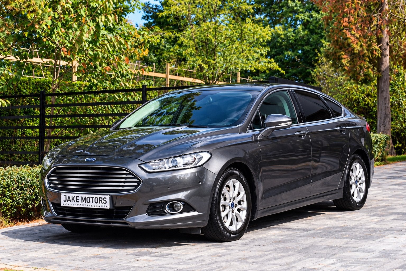 Mondeo 1.5 TDCi ** CAMERA ** GARANTIE **, Auto's, Voorwielaandrijving, Dealer onderhouden, 4 cilinders, Mondeo