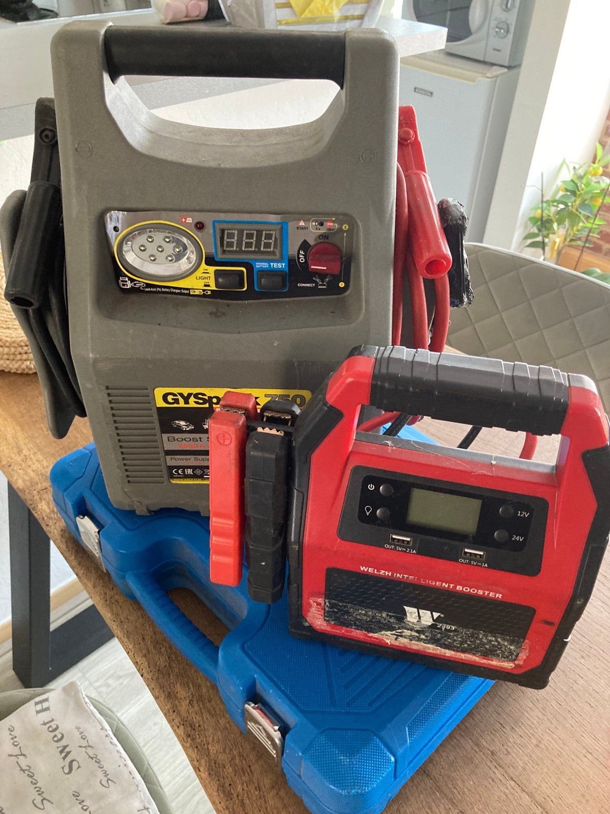 Baterij starters auto boosters 12v en 24 in goede staat, Enlèvement, Comme neuf