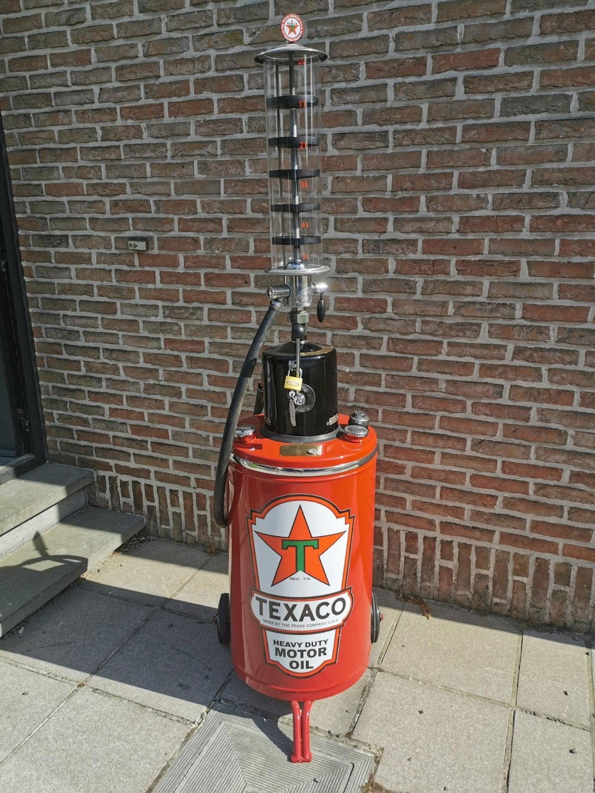 Pompe ancienne, Enlèvement