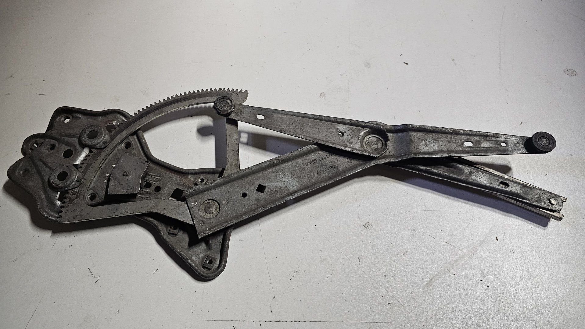 Raammechaniek rechtsvoor zonder motor BMW 3 serie E30 Cabrio, Gebruikt, -, -, Ophalen of Verzenden