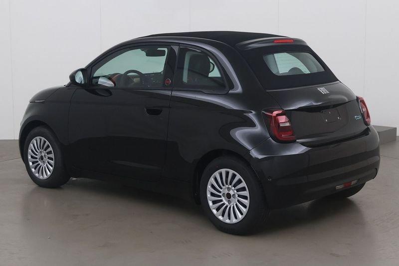 Fiat 500C E- 42 kwh Red 118 AT Comfort Pack, Auto's, Automaat, 4 zetels, Zwart, Overige bekleding