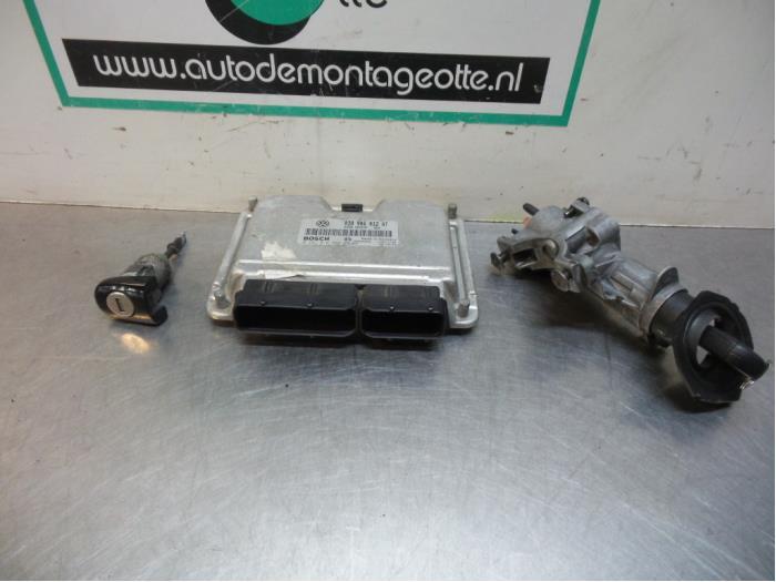 Serrure de contact + ordinateur d'un Seat Leon (Leon 00-), -, 3 mois de garantie, Utilisé, -