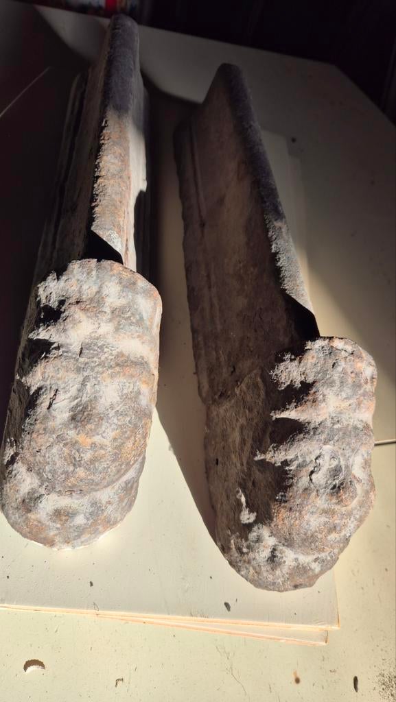 Anciens chenêts en fonte, Ophalen