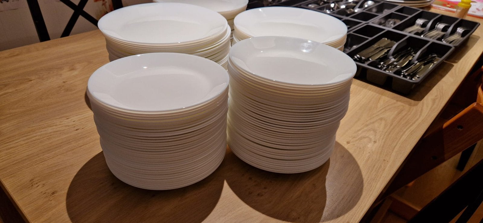 Servies Ikea trouwfeest, Assiettes(s), IKEA, Comme neuf, Enlèvement
