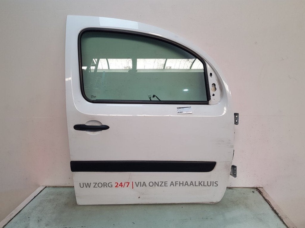 PORTIER RECHTS Renault Kangoo Express (RFK) (01-2020/-), Auto-onderdelen, Gebruikt, Rechts, Peter-Huppertz-Straße 5
51063  Köln, DE