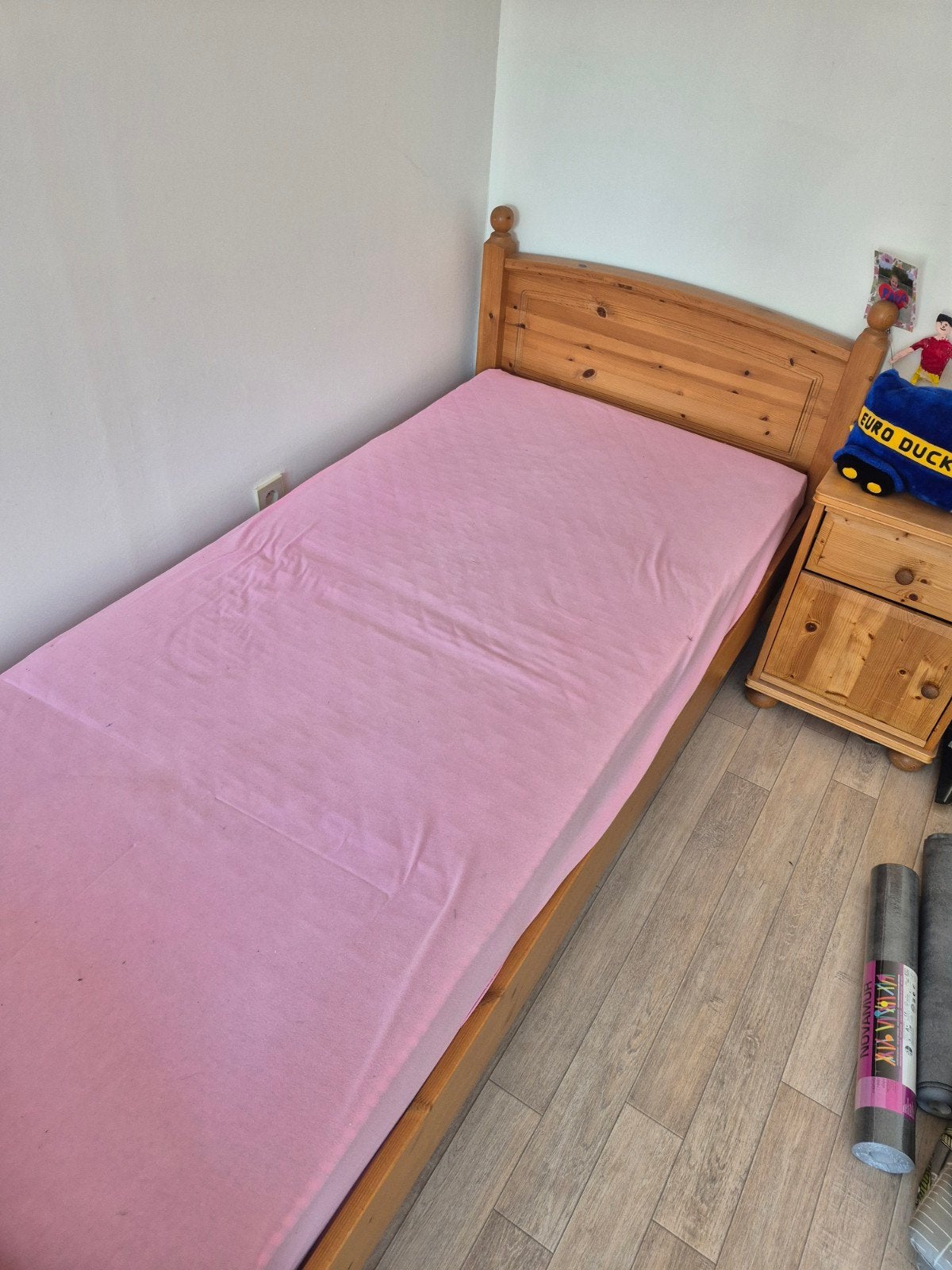 Bed met matras, Ophalen