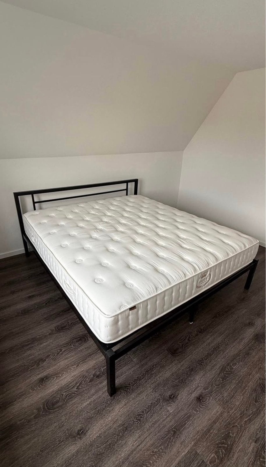 Tweepersoonsbed + nieuw matras, Ophalen, Nieuw, 200 cm