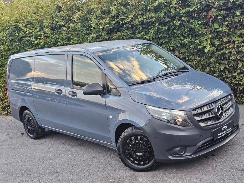 Mercedes Vito L2 | lichte vracht | CAMERA | DODE HOEK | 3ZIT, Auto's, Voorwielaandrijving, Stof, Mercedes-Benz, Bedrijf