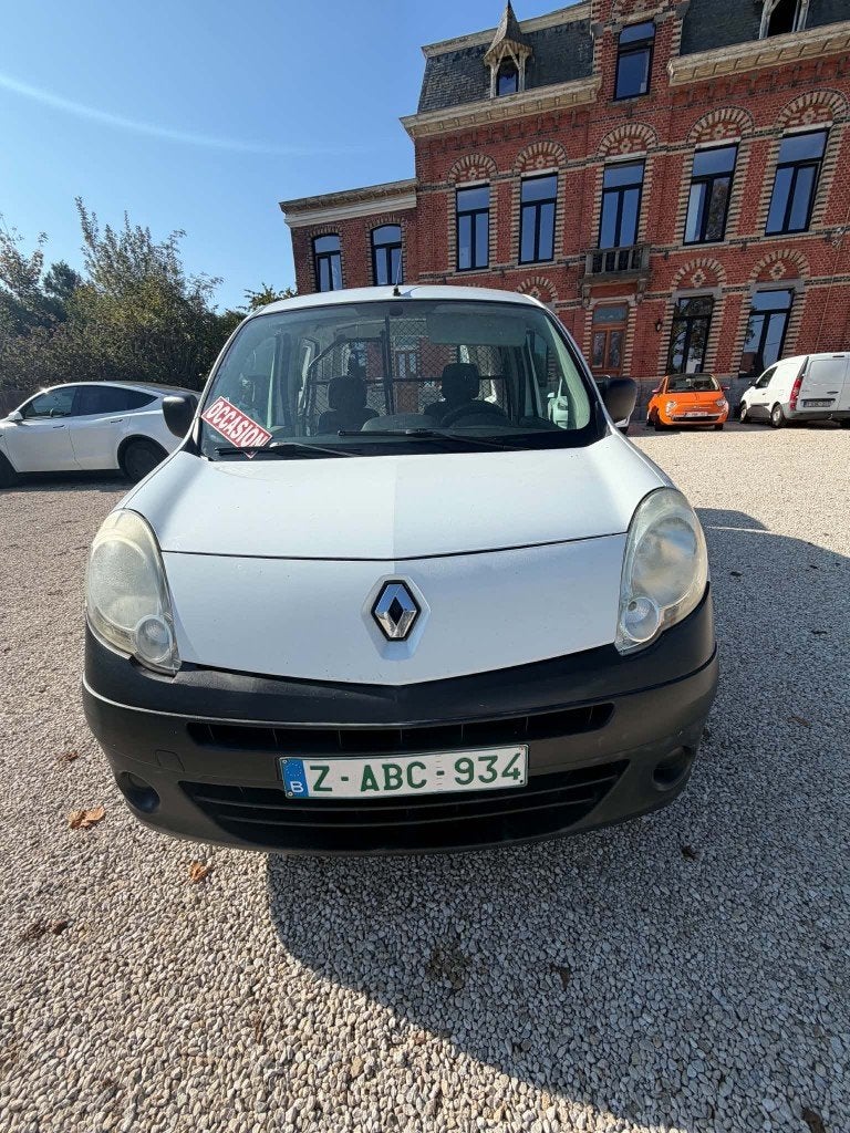 RENAULT KANGOO 1.5 DCI  LICHTE VRACHT 2500  ((  nu  1990)), Auto's, Diesel, 1500 cc, Particulier, https://public.car-pass.be/vhr/1af2ec69-75b8-4579-9199-00ee1e418d94