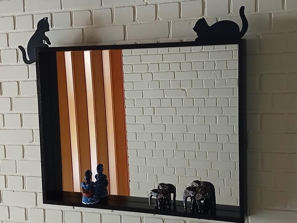 Spiegel van 90x70x8,5 cm met brede donkerbruine houten lijst, Ophalen, Gebruikt, 75 tot 100 cm, Minder dan 100 cm