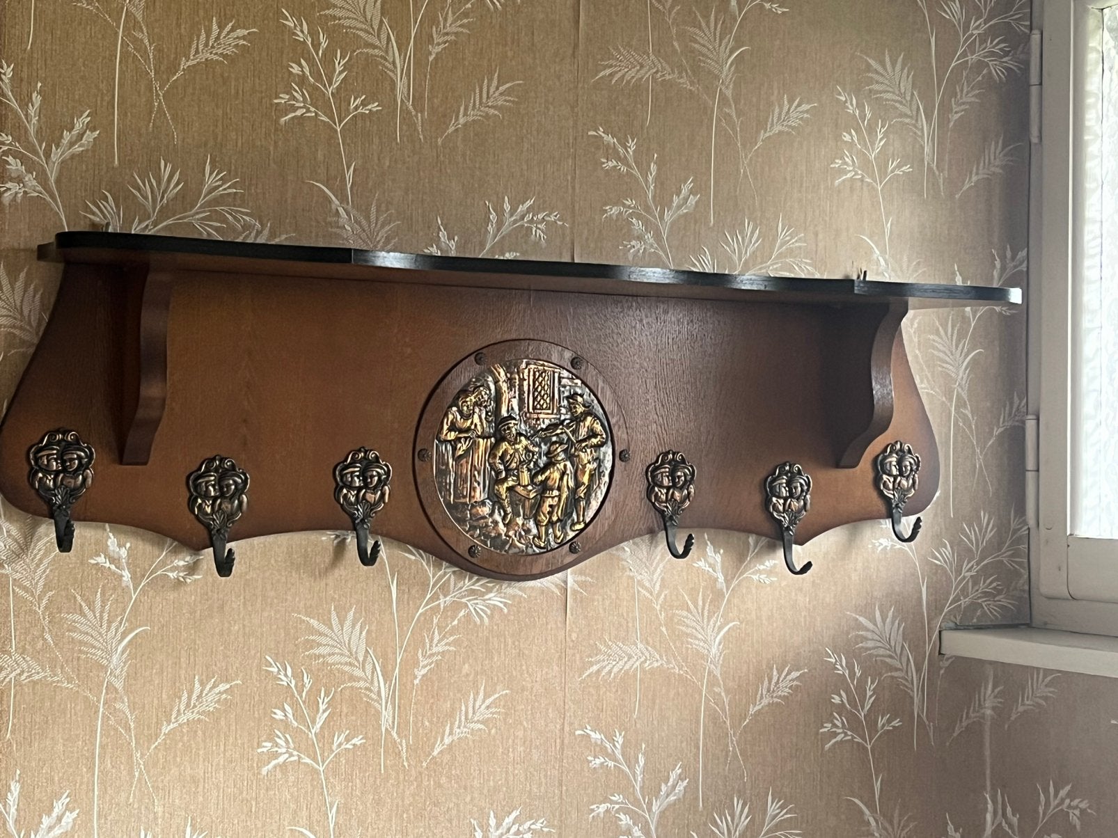 Antieke hangkapstok, Ophalen, Gebruikt, Wandkapstok