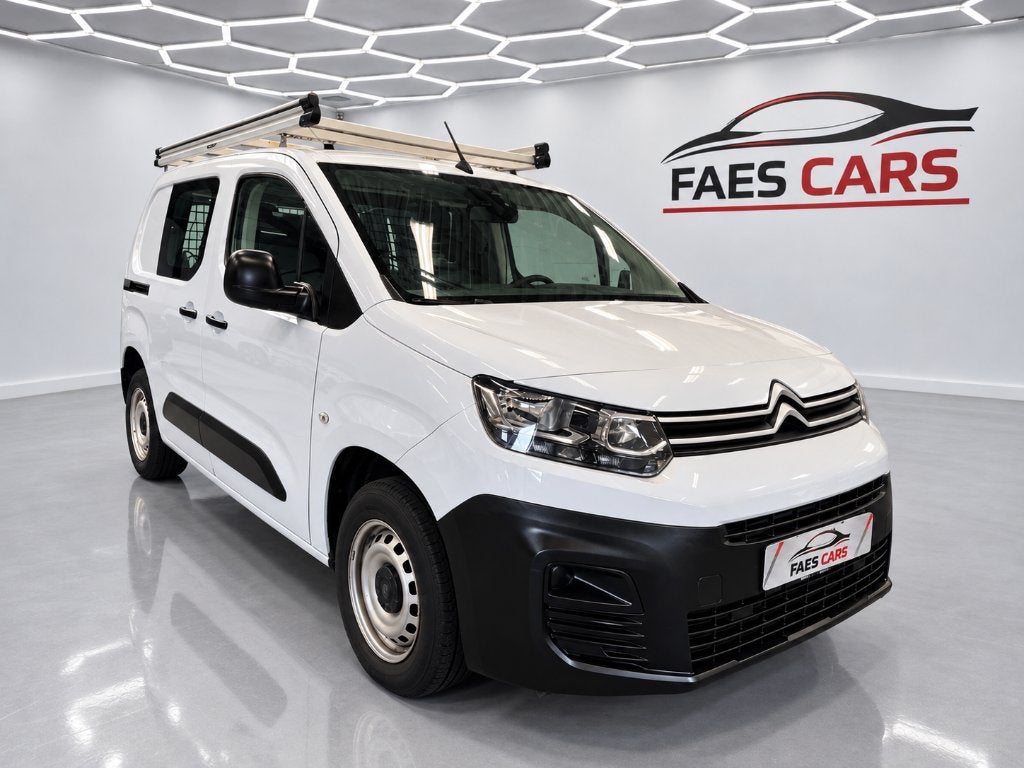 Citroen berlingo benzine 110 pk versie, Auto's, Dealer onderhouden, Stof, Euro 6, 1199 cc