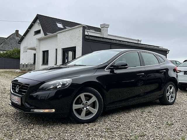 Volvo V40 1.6 D2 Momentum GPS/CLIM/LED AMBIANCE/CRUISE/tres, Auto's, Volvo, Traction-control, https://public.car-pass.be/vhr/c1e0975d-d073-49e3-9861-a9ce004721f0
