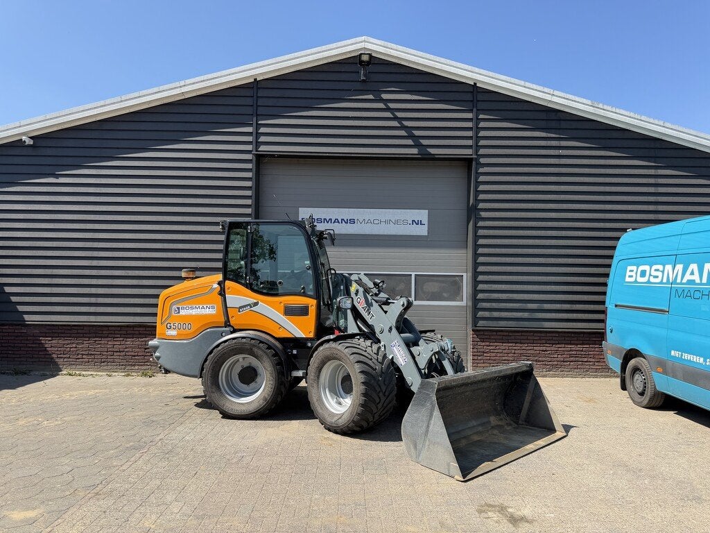 Giant G5000 shovel 2025, Zakelijke goederen, Tobroco, Info@tobroco.nl, Sprendlingenstraat 57
5061 KM  Oisterwijk, NL, Wiellader of Shovel