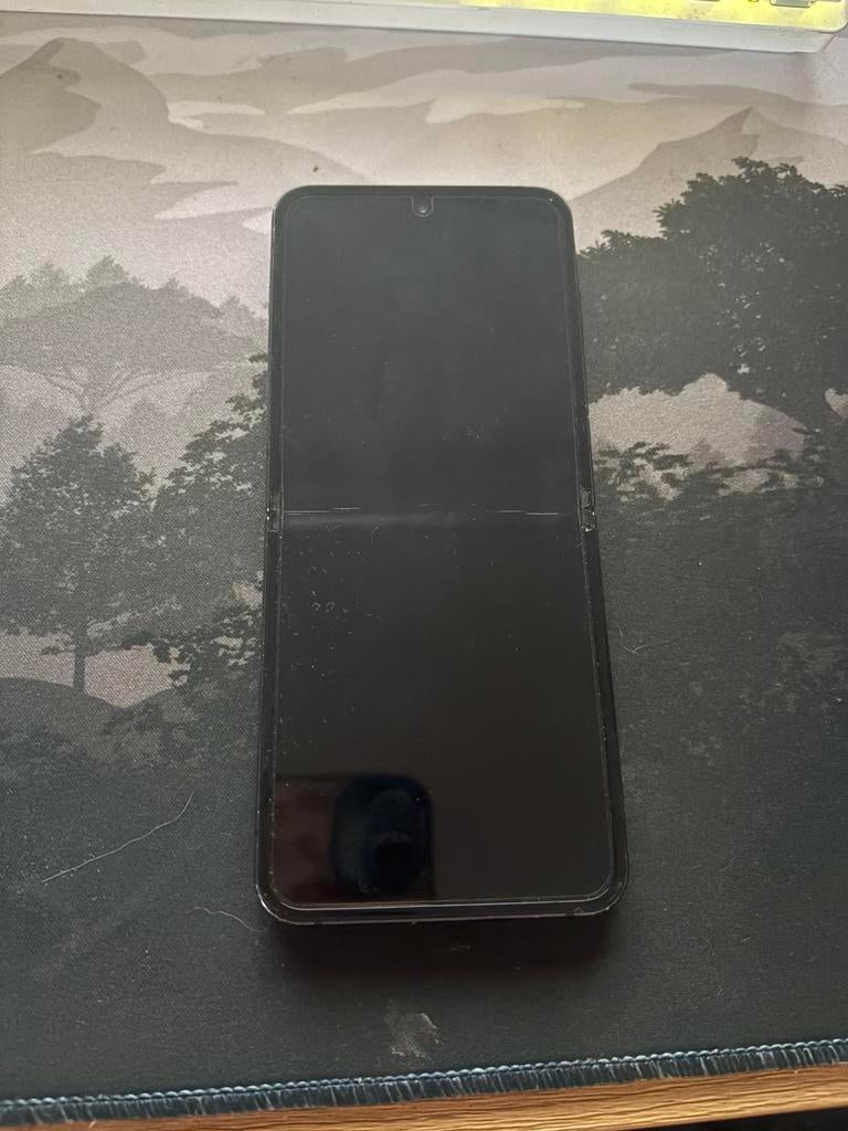 Samsung flip 4, Telecommunicatie, Mobiele telefoons | Samsung, Ophalen, Gebruikt, Zwart, Touchscreen