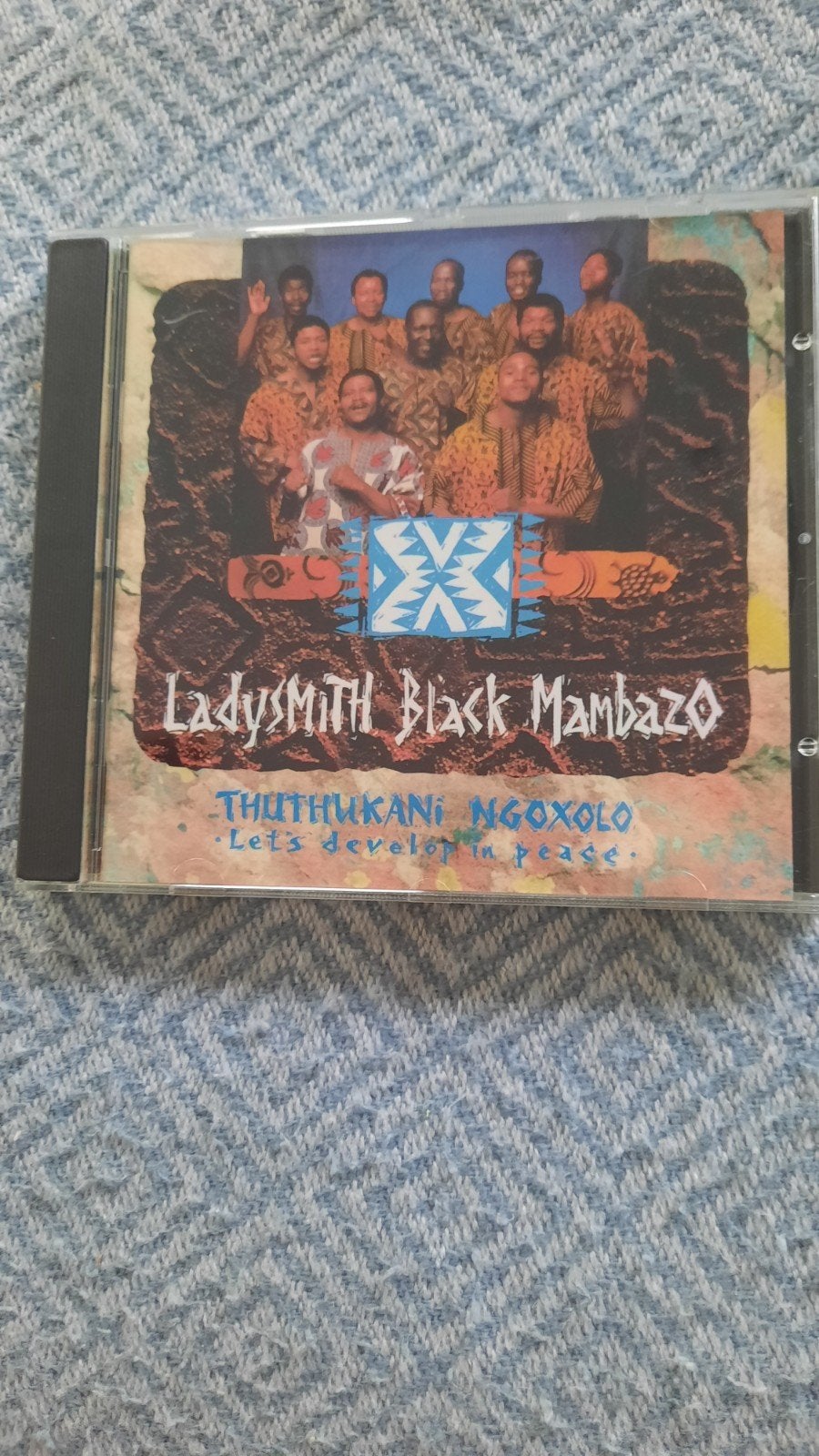 LADY BLACK MAMBOZA Thuthukani Ngoxolo (cd), Enlèvement ou Envoi, Comme neuf, Autres genres