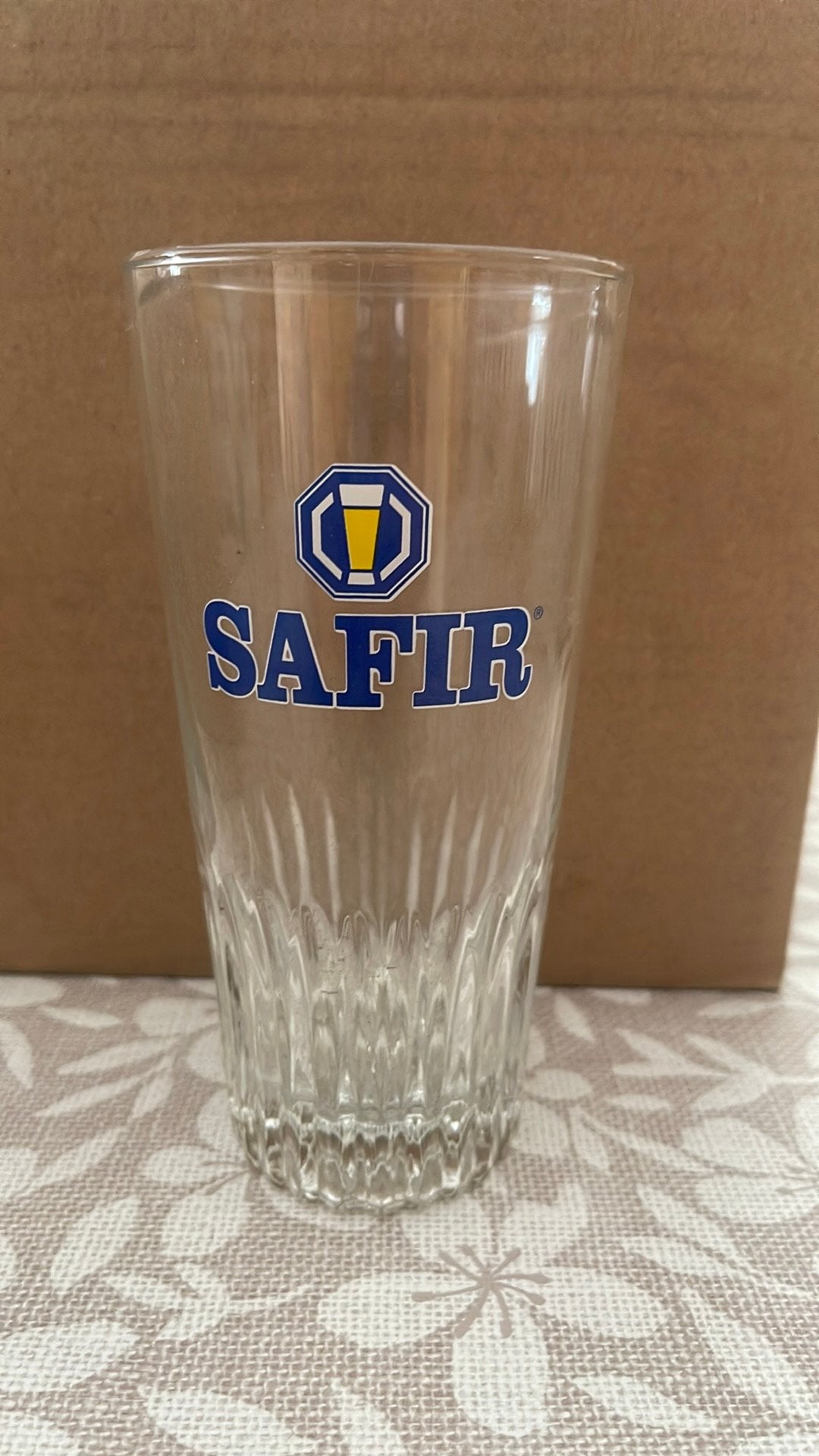 Glas safir, Verzamelen, Ophalen, Zo goed als nieuw