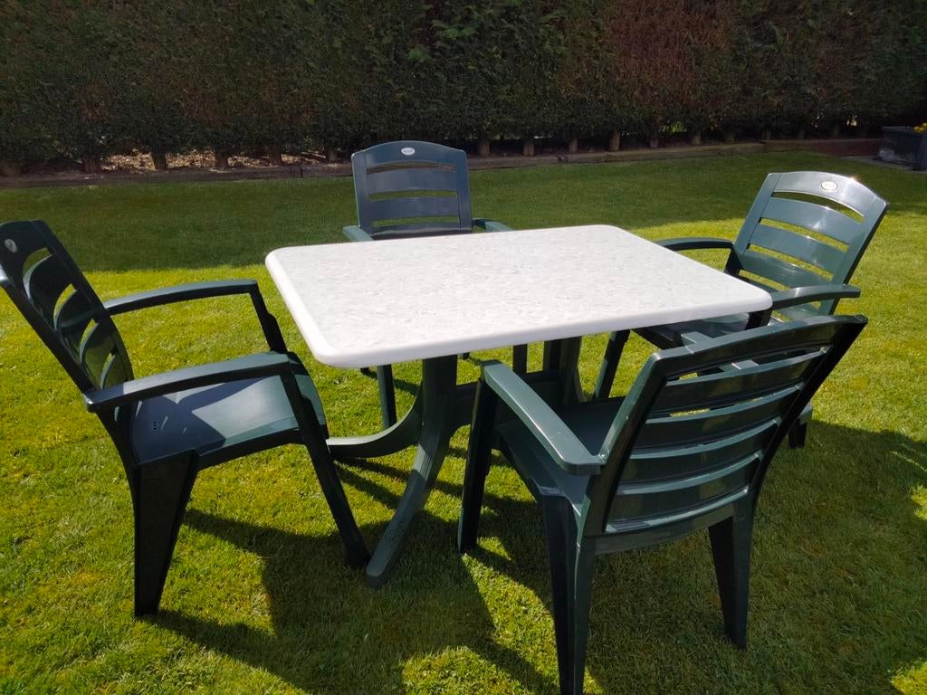 Tafel en 4 stoelen van het merk Hartman., Tuin en Terras, Ophalen