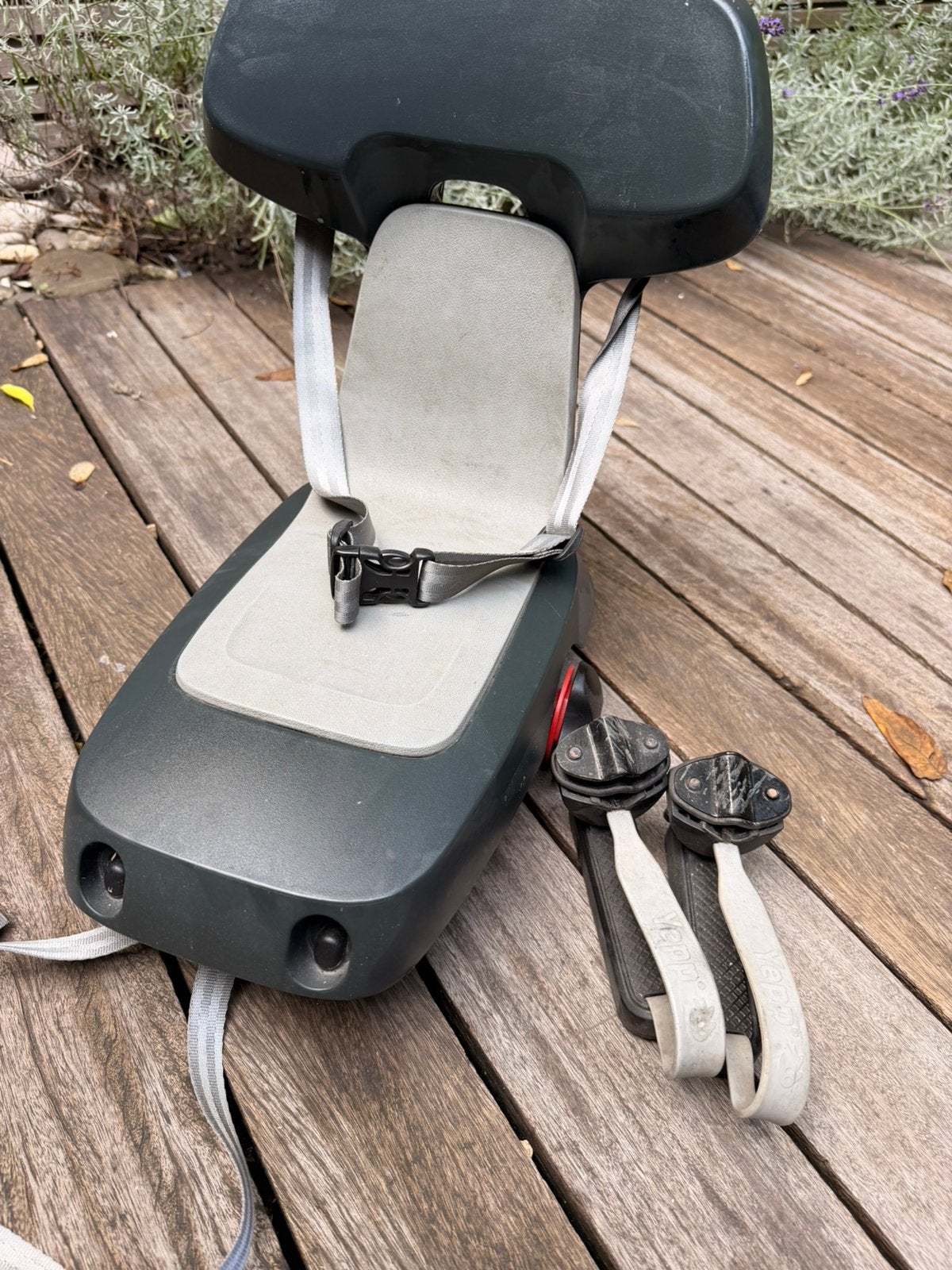 Polisport guppy fietsstoel met yepp voetensteun, Fietsen en Brommers, Ophalen, Achterzitje, 22 t/m 36 kg, Gebruikt