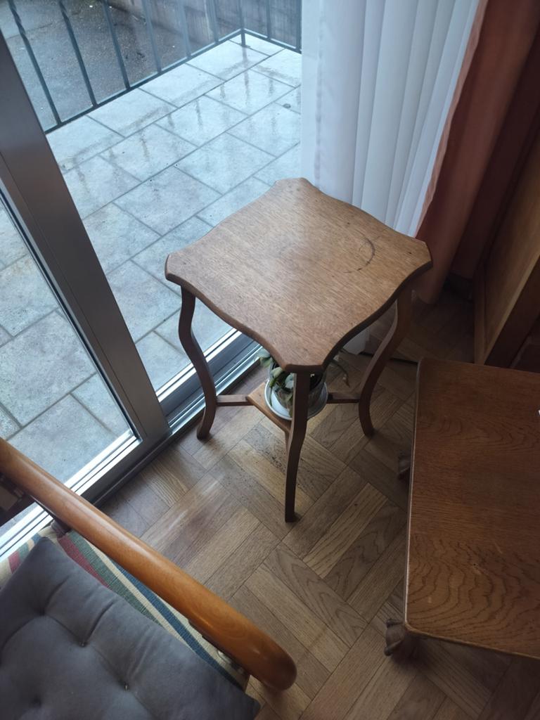 Tafel voor plant, Ophalen