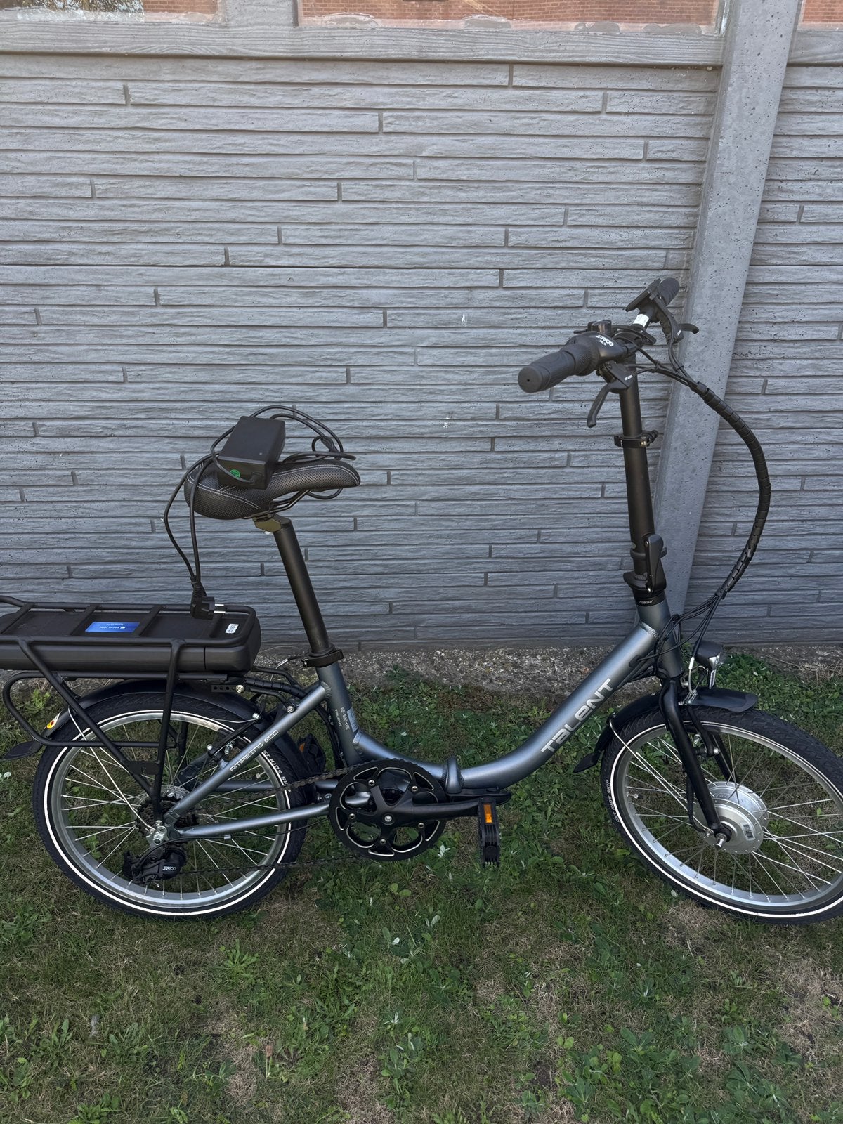 Elektrische Vouwfiets Talent lage instap, Fietsen en Brommers, Ophalen, Velgrem, Versnellingen, Zo goed als nieuw