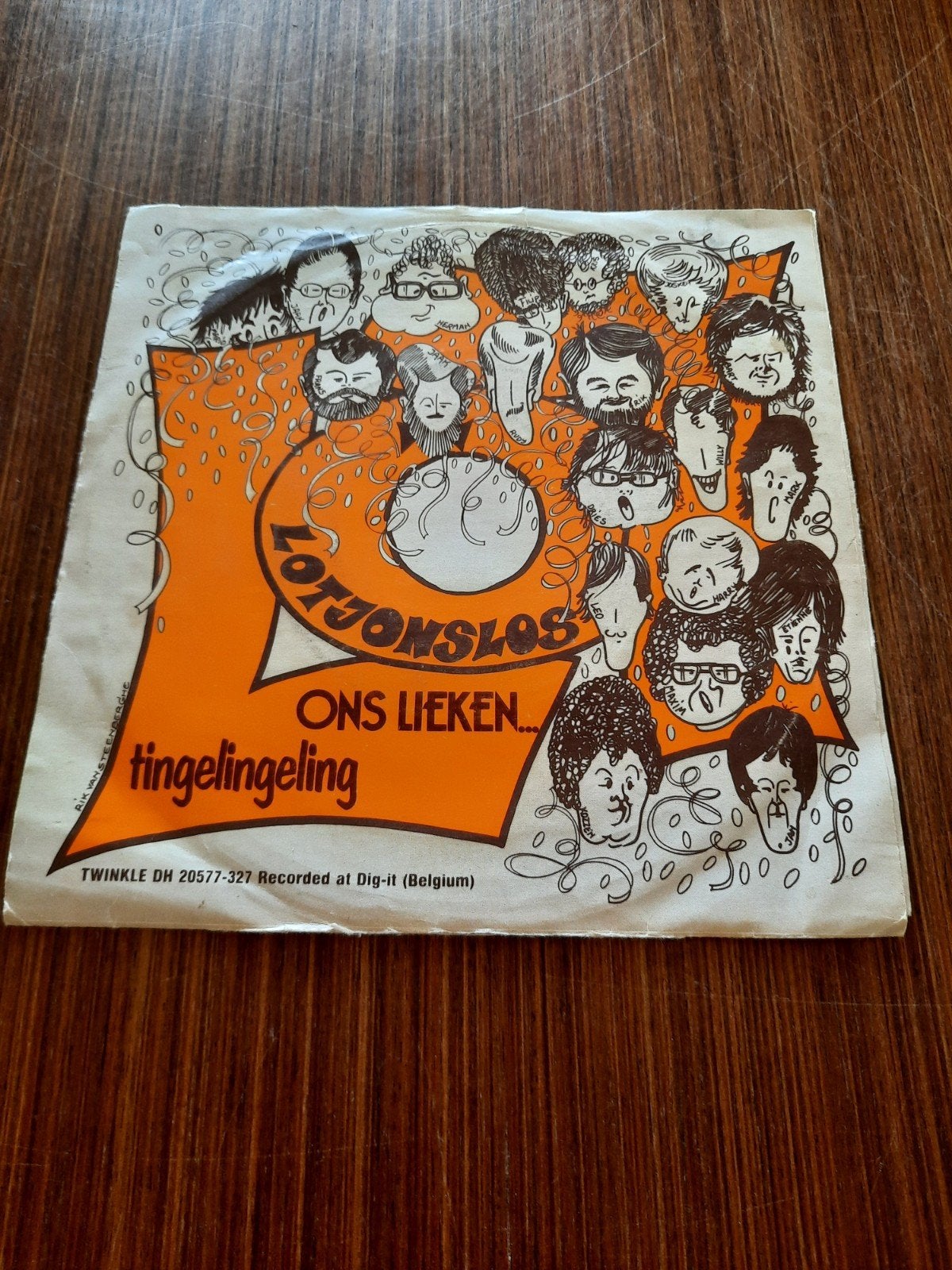Singeltje Lot jonslos ons lieken- Tingelingeling. Aalsterse, Cd's en Dvd's, Ophalen of Verzenden, Zo goed als nieuw, 7 inch