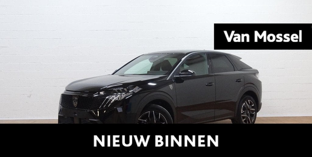 Peugeot 3008 1.2 HYBRID 145 e-DSC6 GT, Gebruikt, 1648 kg, Zwart, Bedrijf