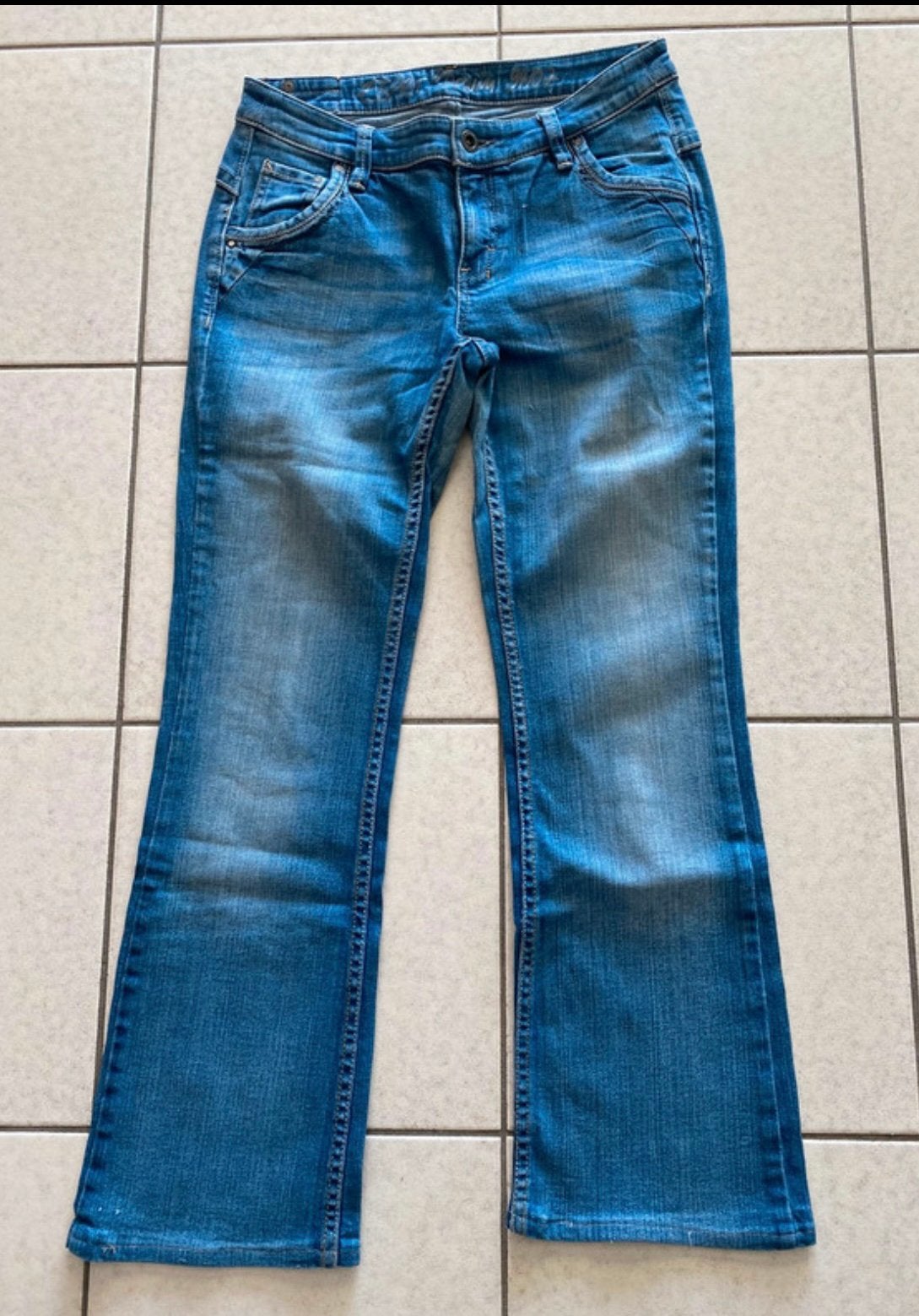 Blauwe spijkerbroek Esprit maat 38, Kleding | Dames, Ophalen of Verzenden, Zo goed als nieuw, Blauw, W30 - W32 (confectie 38/40)