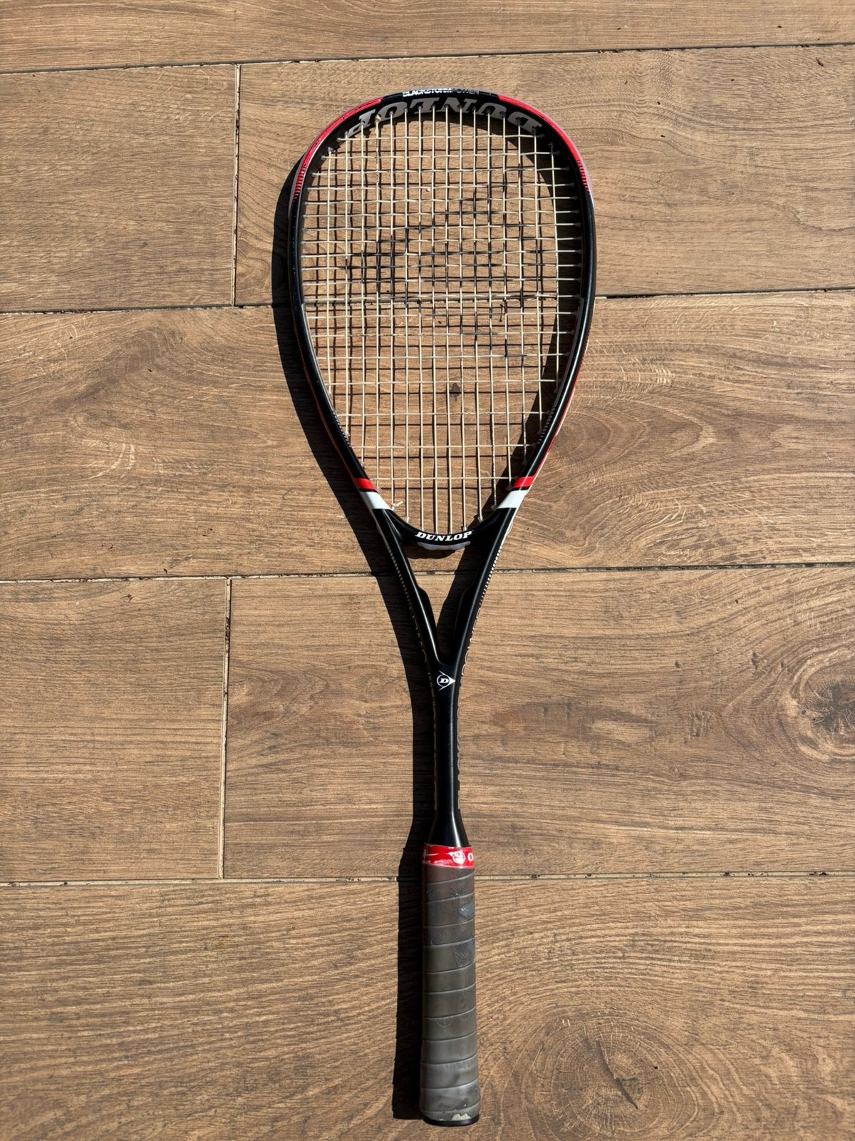 Dunlop Blackstorm Power Squashracket + Originele Dunlop Hoes, Enlèvement, Comme neuf, Raquette