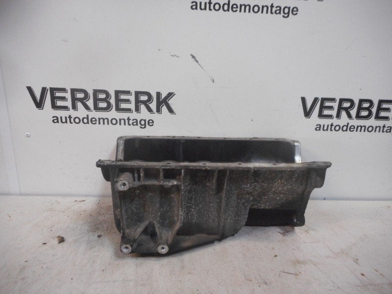 CARTER D'HUILE Ford Ka I (01-1996/11-2008) (xs6e6676b4c), Henry-Ford-Straße  1
50735  Köln, DE, Ford-Werke GmbH, Kunden@ford.com