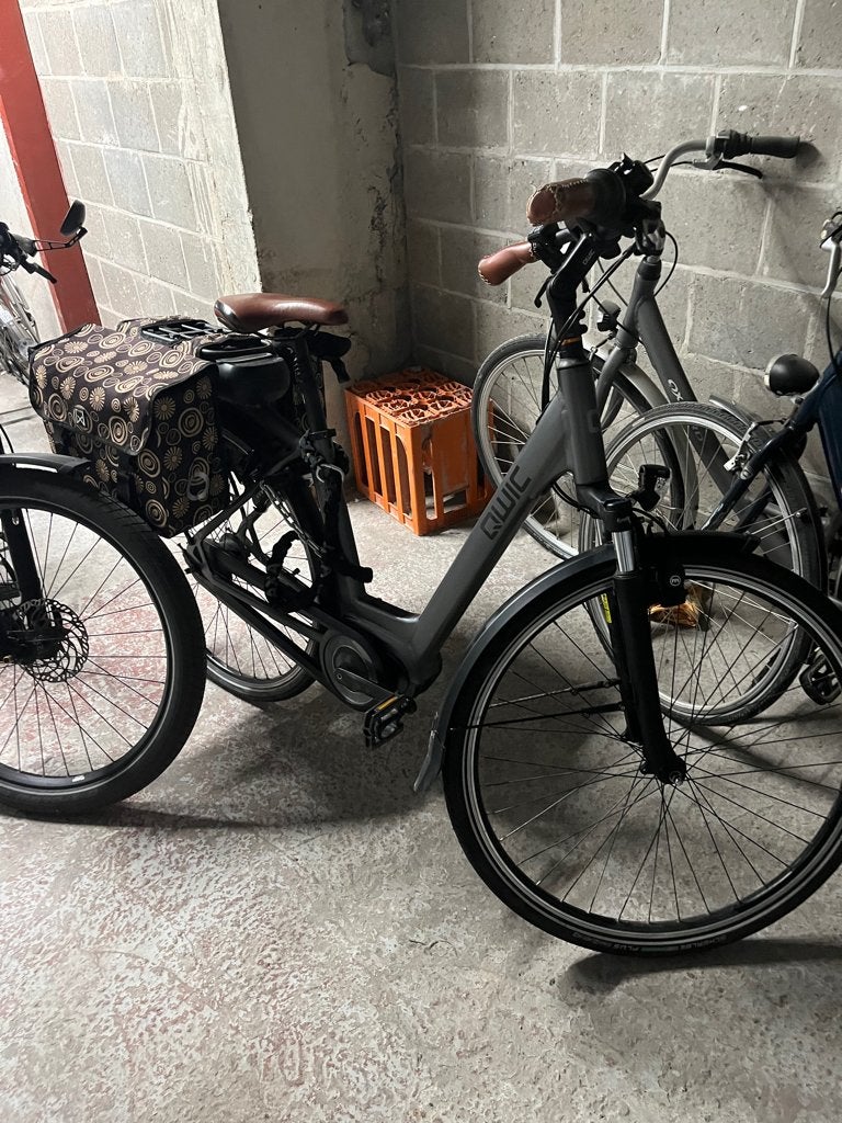 Damesfiets Qwic maat 46 cm - elektrisch, Fietsen en Brommers, Velgrem, Versnellingen, Zo goed als nieuw, Minder dan 47 cm
