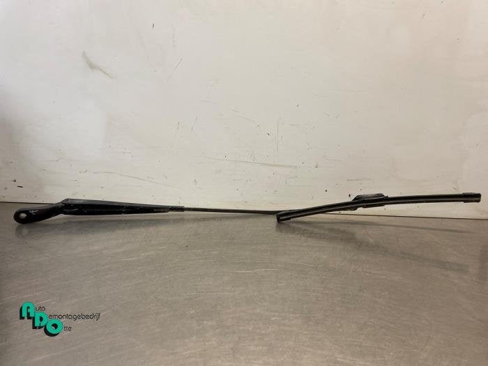 Bras essuie-glace avant d'un Peugeot 208 (208 12-), -, 3 mois de garantie, Utilisé, -