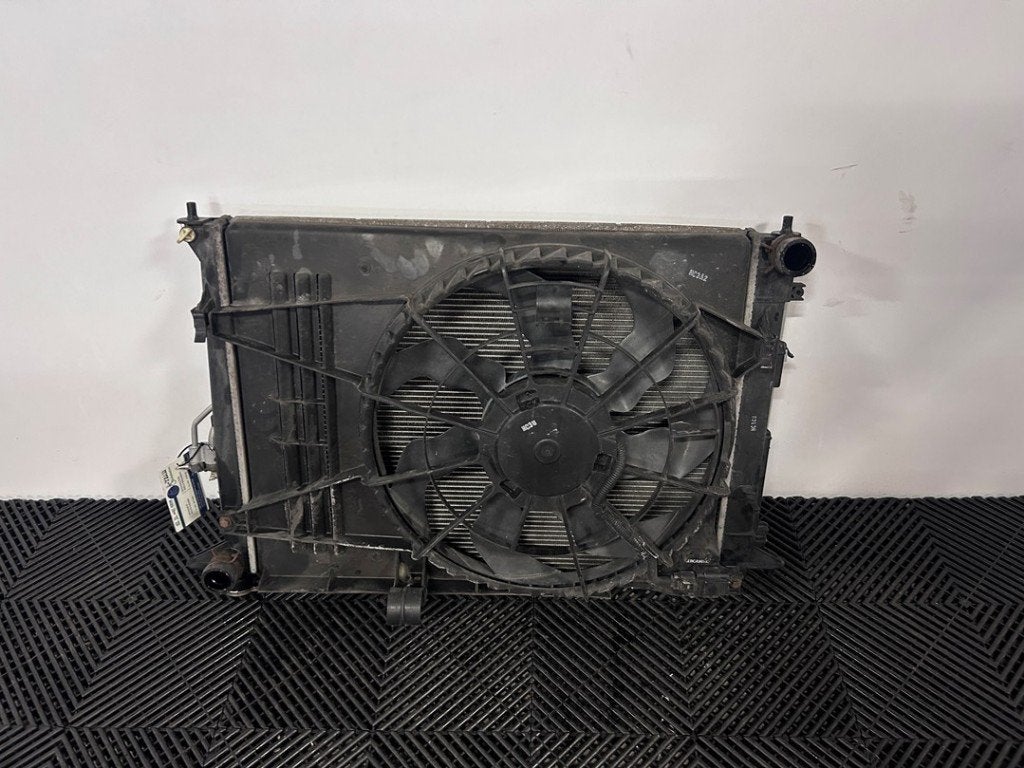 KIT DE REFROIDISSEMENT Kia Sportage (SL) (01-2010/02-2016), Kia, Info@kia.de, Utilisé, Theodor-Heuss-Allee 11
60486  Frankfurt am Main, DE
