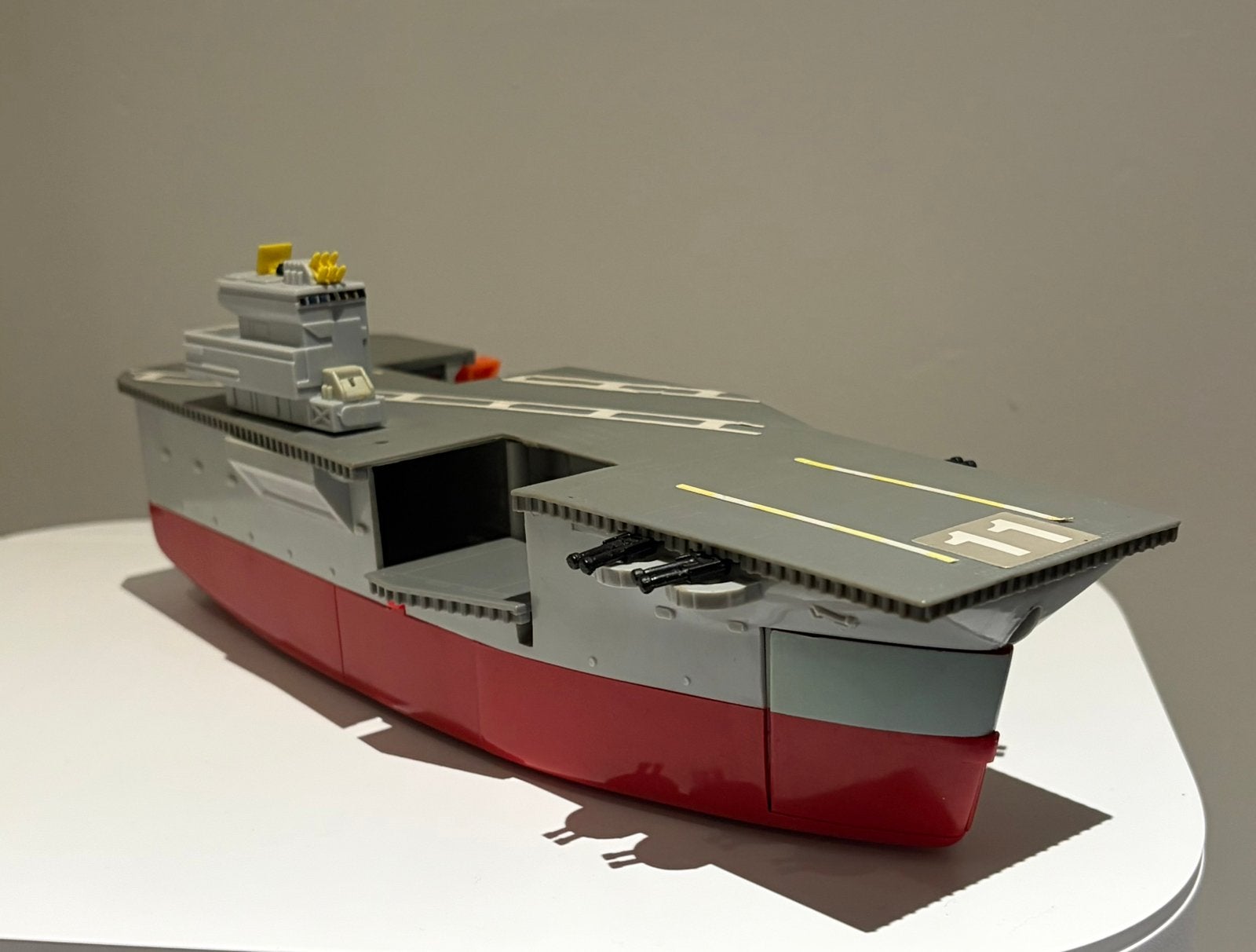 Micromachines - GALOOB - 1988 Aircraft Carrier  REF34553, Collections, Enlèvement ou Envoi, Utilisé