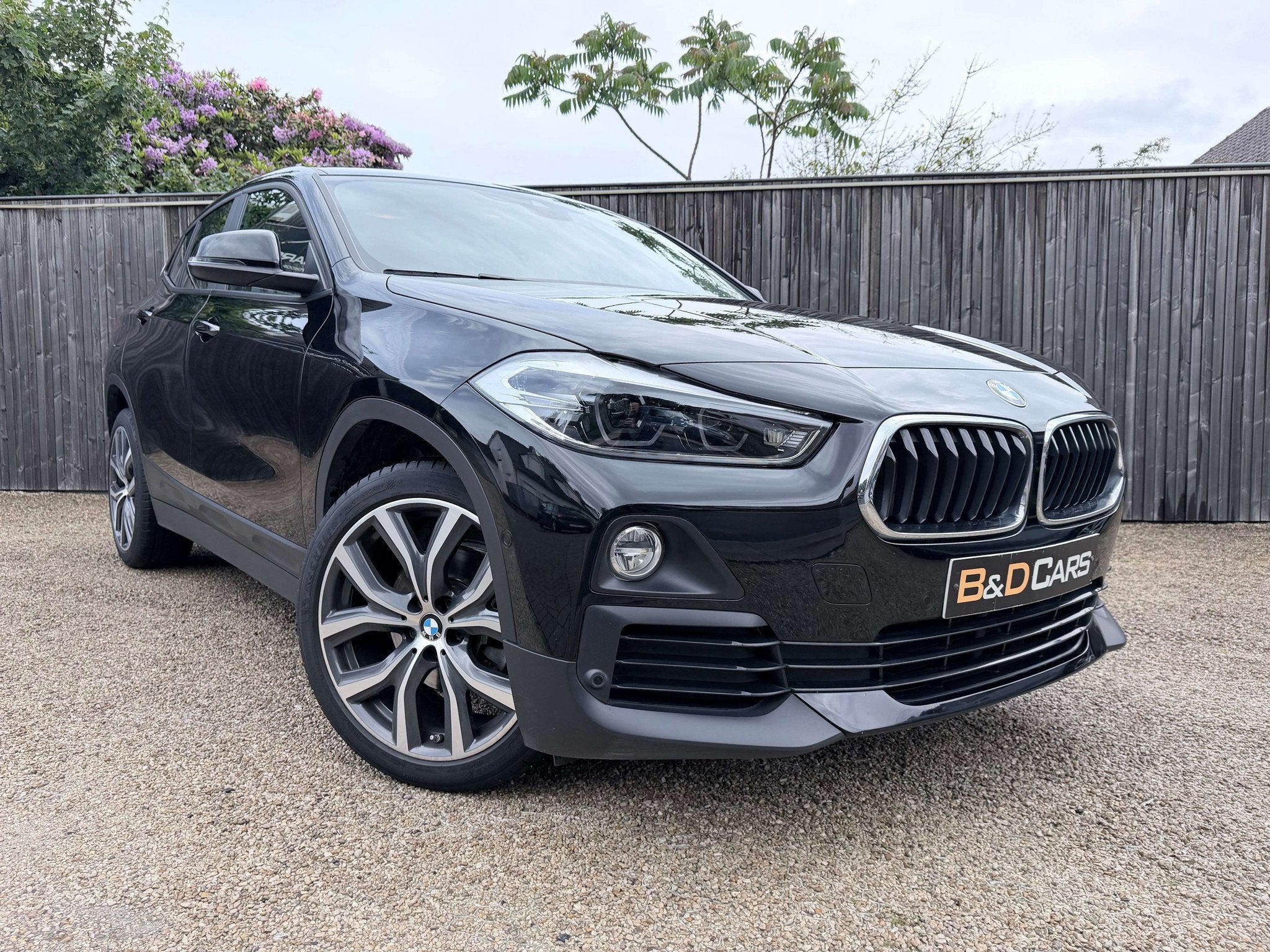 BMW X2 X2 1.5iA sDrive18 FULL-LED/19″/ZETELVERW/CRUISE/PAR, Auto's, BMW, Automaat, Gebruikt, 5 zetels, 3 cilinders