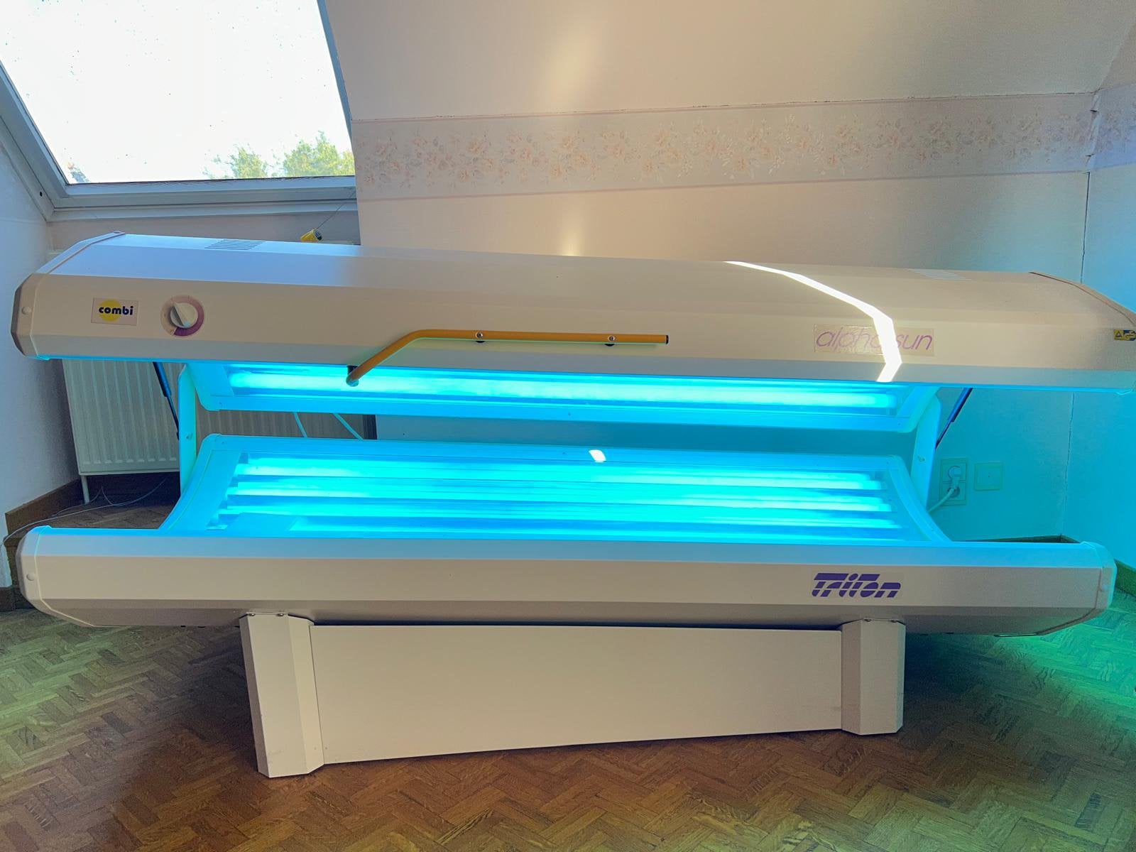 Zonnebank Alpha Sun / Trifon - werkt met blauwe uv lampen, Ophalen, Zo goed als nieuw